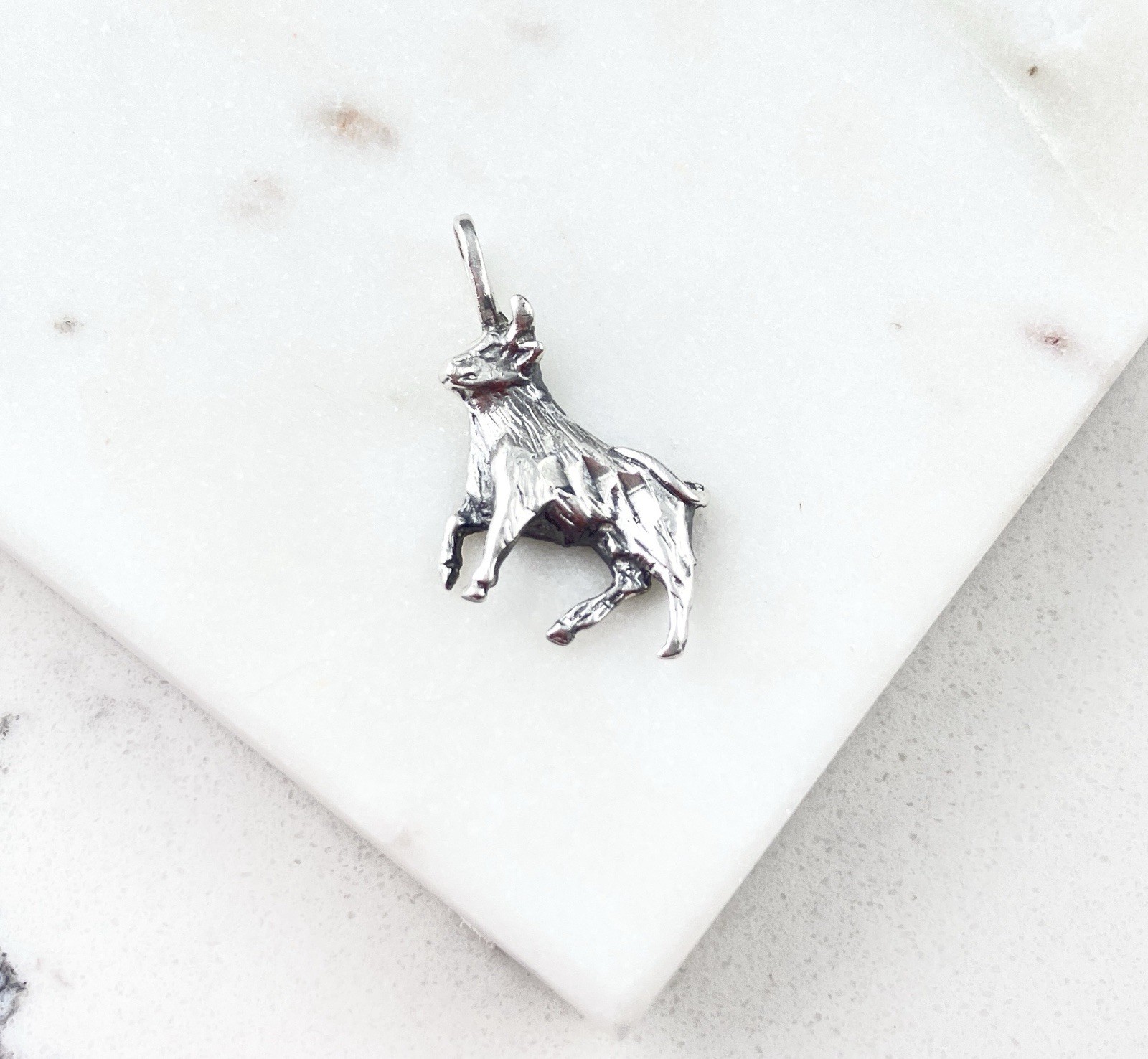 Vintage 925 Sterling Silver Bull Cow Animal Modernist Pendant