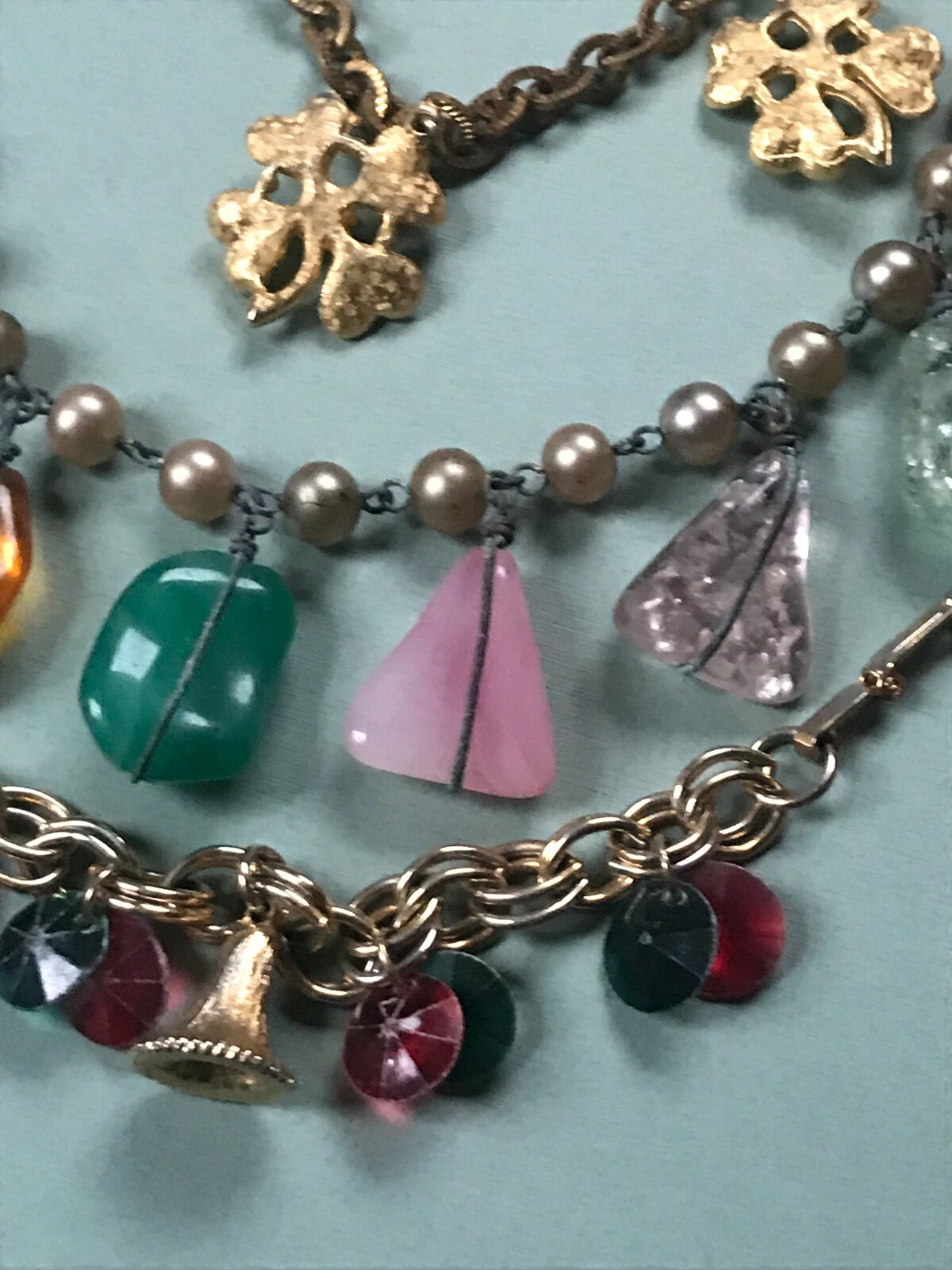 Vintage Lot of Variety Goldtone Four Leaf Clover Wire Wrapped Glass Charm Bracel