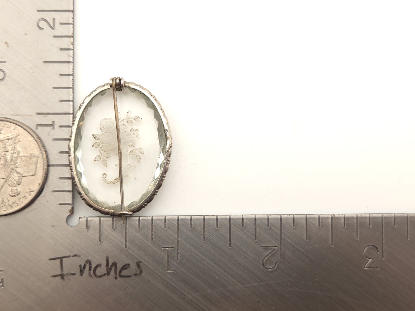 Vintage Reverse Carved Intaglio Glass Rose Flower Bouquet Basket Brooch Pin