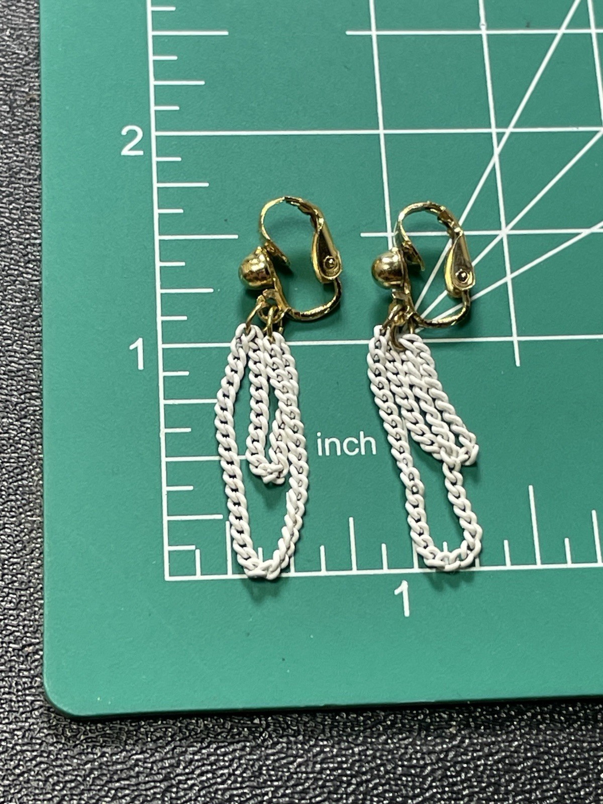 Vintage 1.5” White Enameled Chain Dangle Clip Earrings