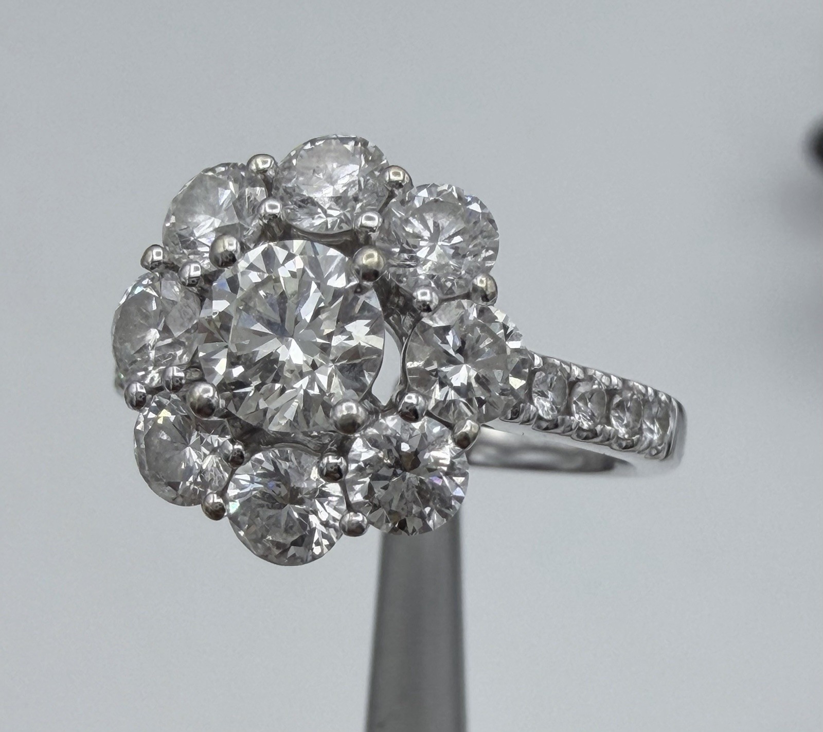GORGEOUS 18K WHITE GOLD & NATURAL DIAMOND CLUSTER RING 2.29 CTW “JGJ” 6 3/4