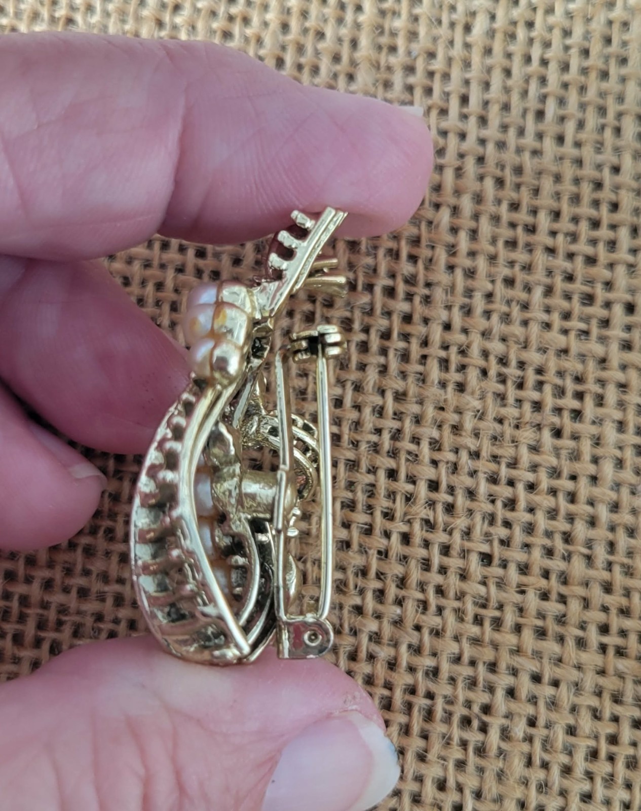 Vintage Faux Pearl Bow Pin Brooch & Clip Earring Set, 1970’s Gold Tone Jewelry