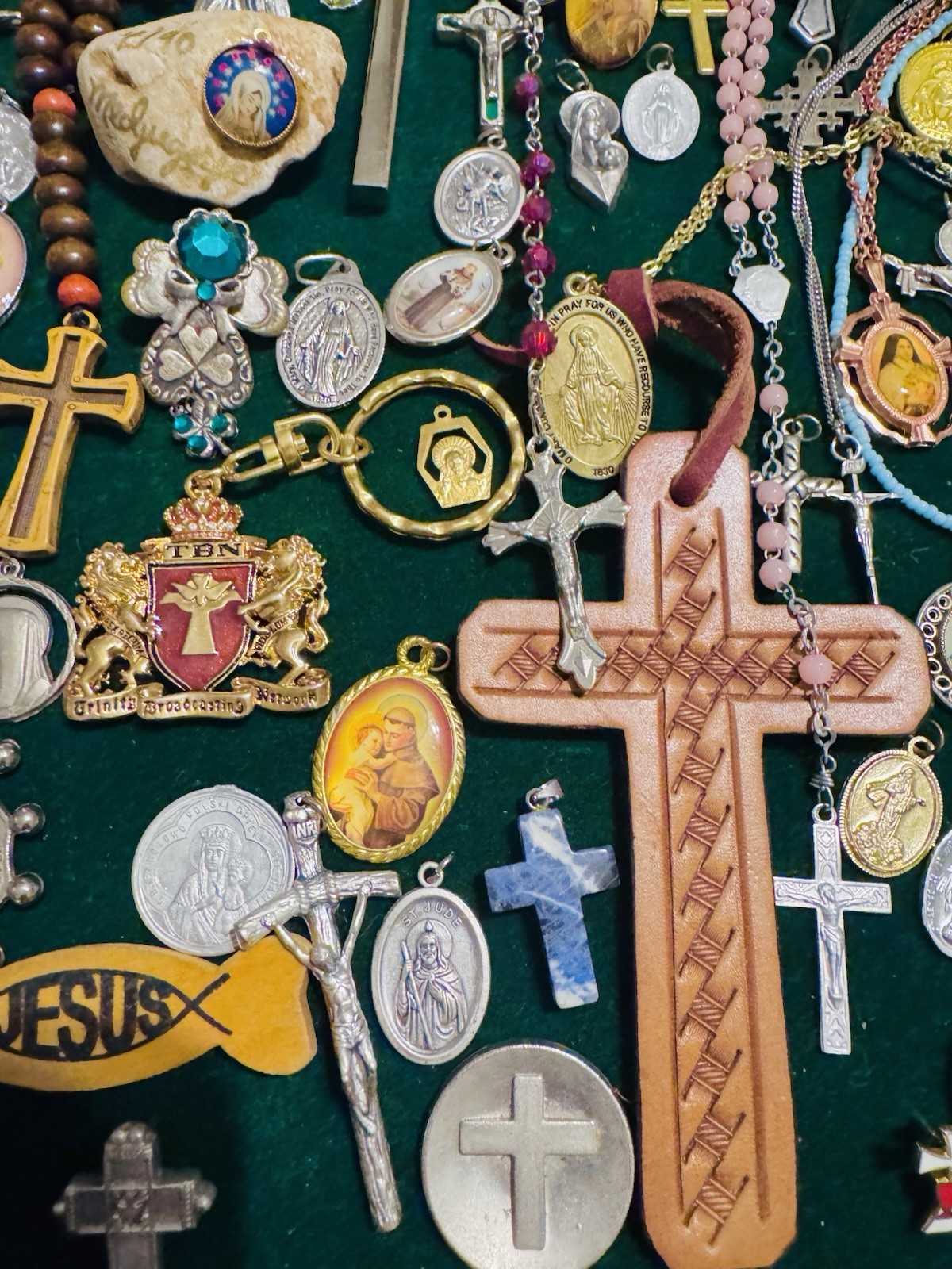 Vintage Modern Religious Cross Necklace Jewelry Lot 120+ Italy Germany Bethlehem
