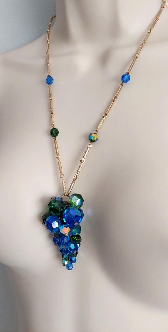 Vintage Gold Tone AB Crystal Blue Green Cluster Pendant Necklace 28 ” Grapes