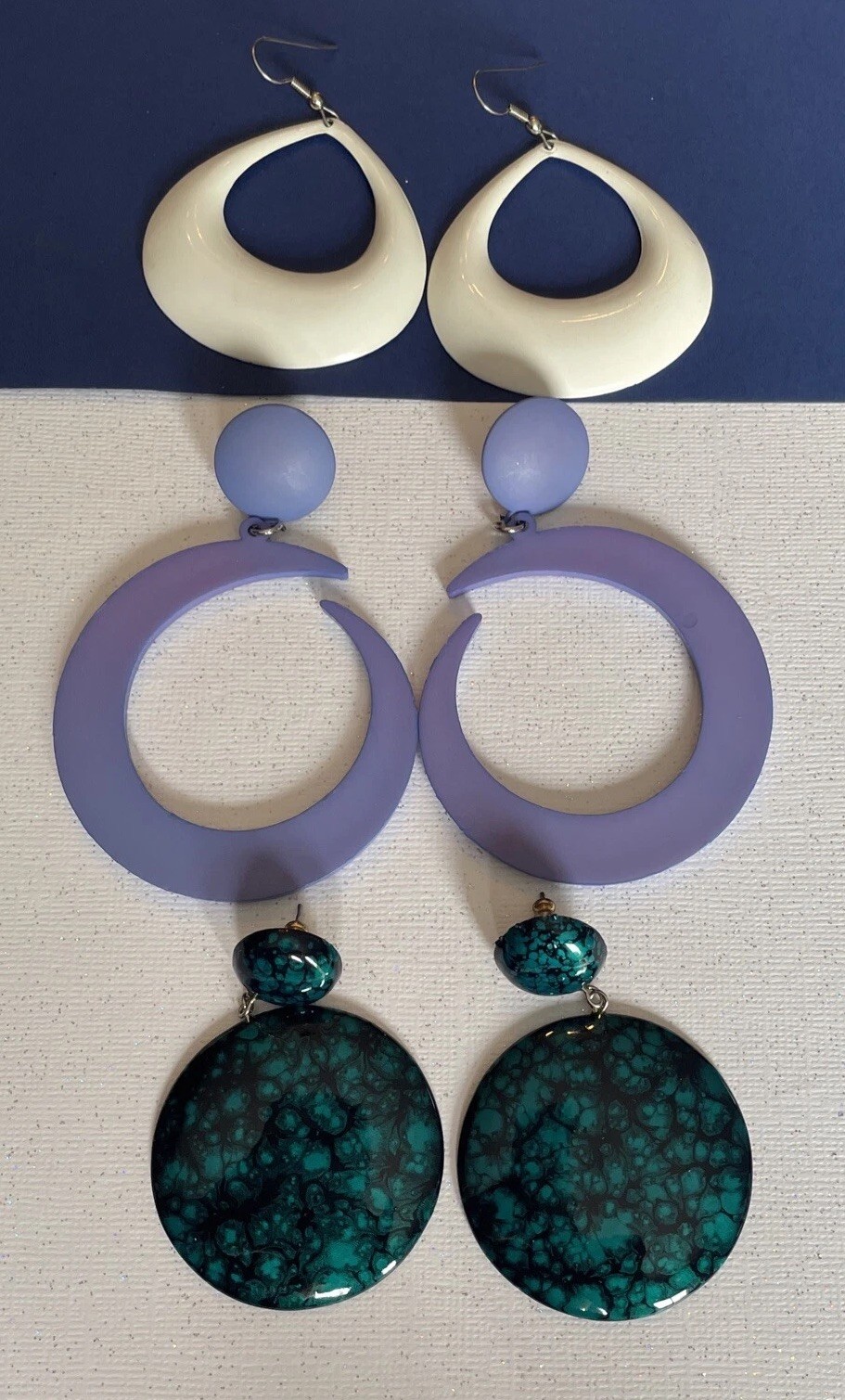 Earring Pierced 3 Piece Lot 1970 BoHo MOD Light Weight Green Purple & White N11