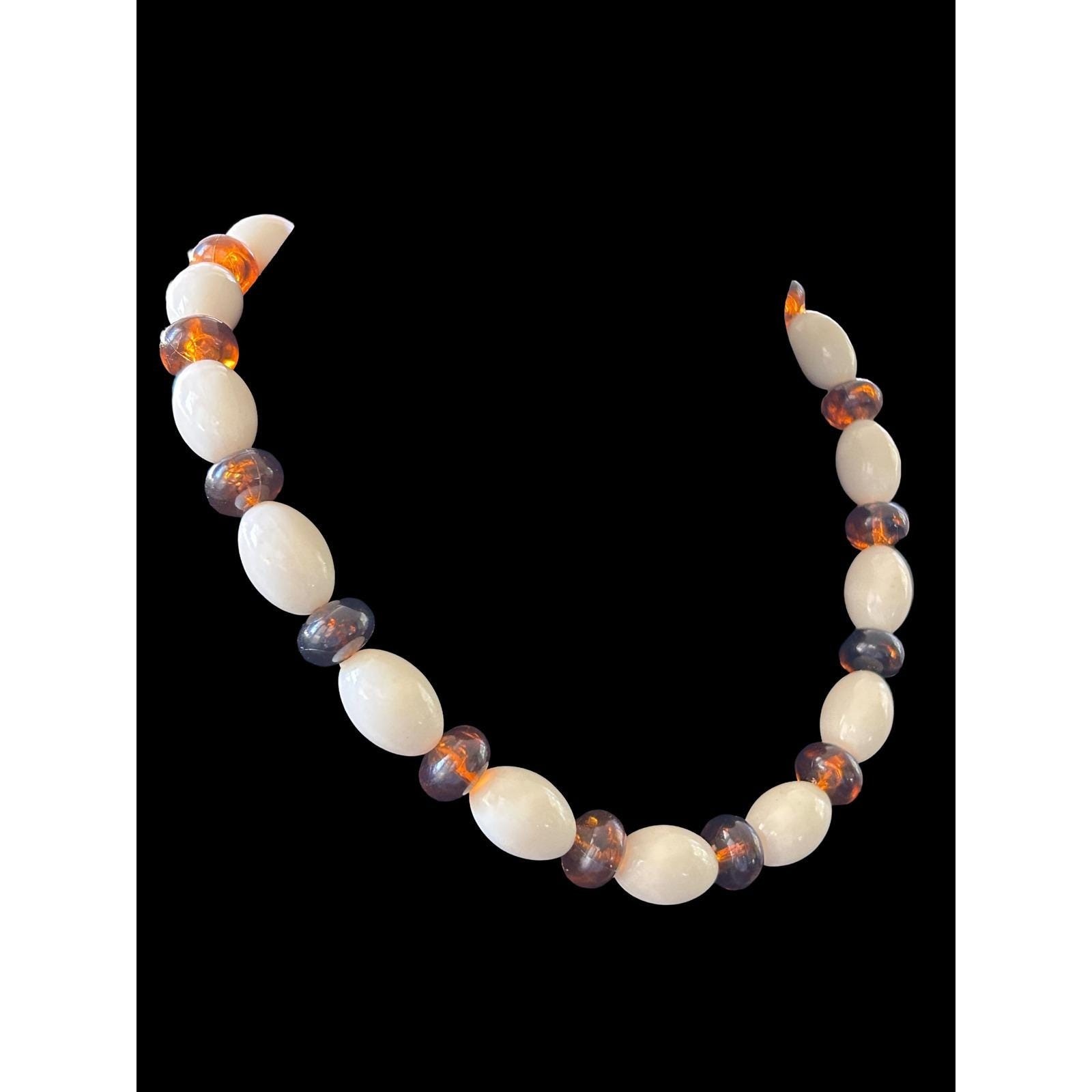 Vintage White Oval and Amber Rondelle Bead Necklace 18 Inch Gold Tone Clasp