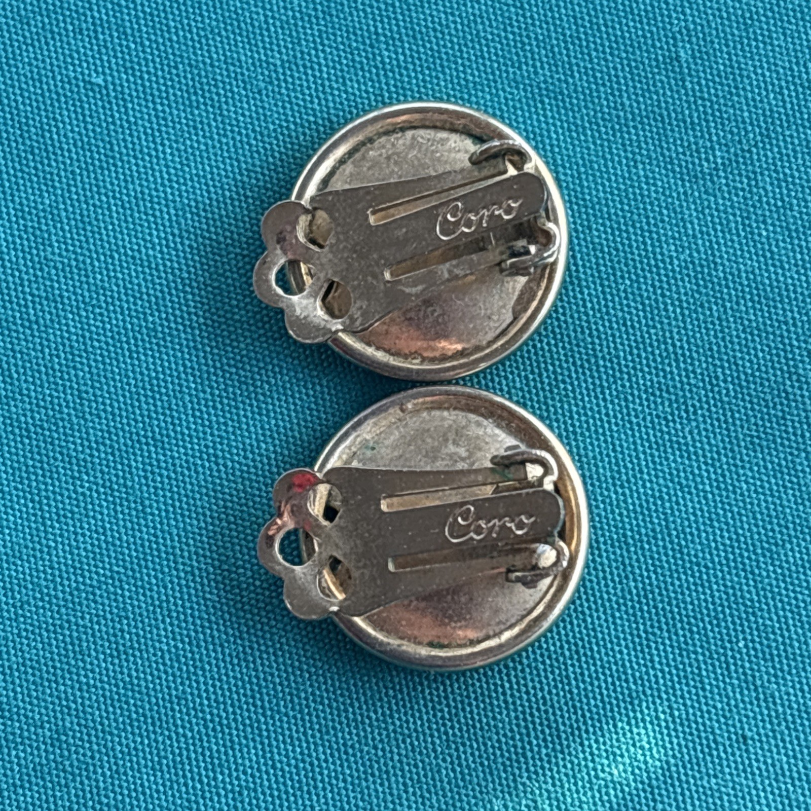 Vintage Coro Gold Toned Earrings Clip-on Jewelry About 1/2”
