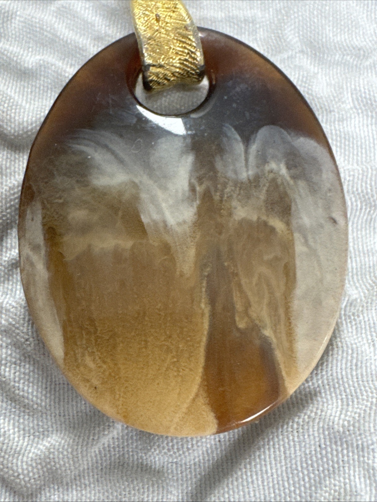 Vintage Agate Natural Brown and White Coloring With Gold Tone Earrings