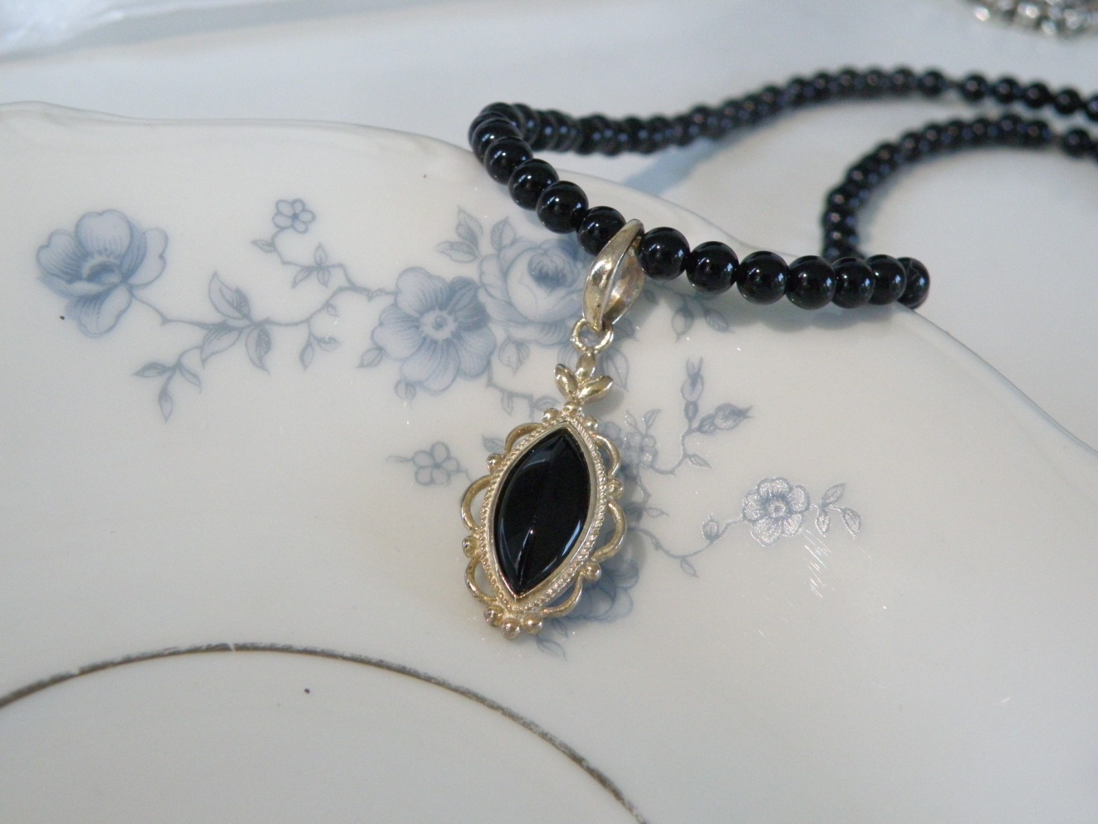 Vintage Sterling Silver 925 Black Onyx Station Bead Necklace