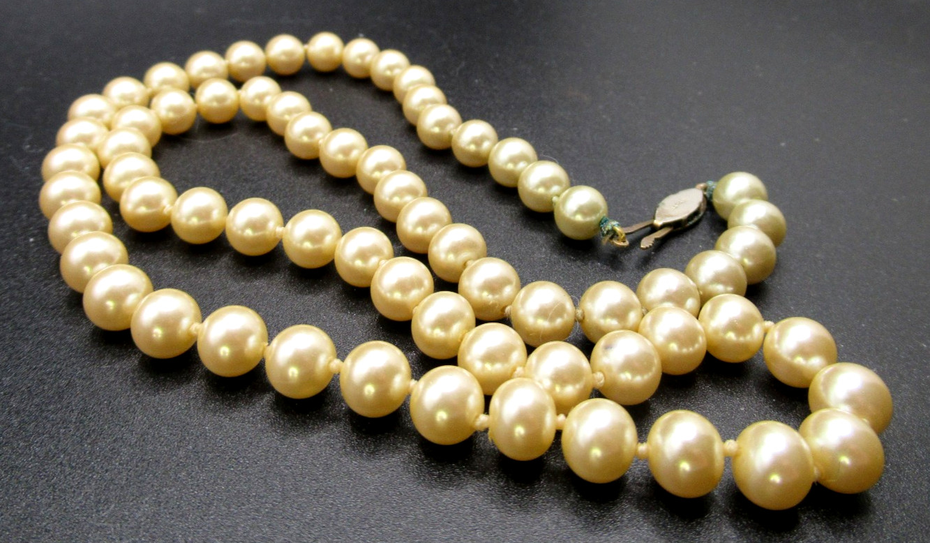 Vintage Japan 24″ Strand Knotted Imitation Pearl Necklace Fish Hook Clasp