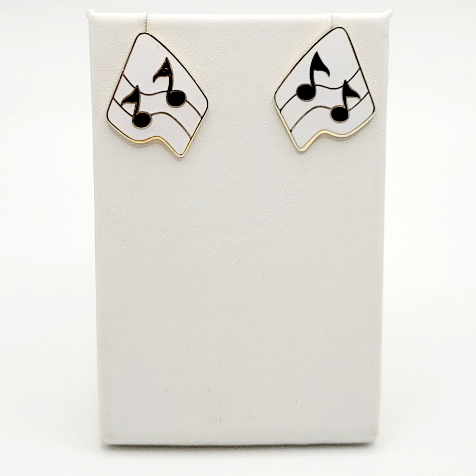 Musical Note White Black Enamel Gold Tone Pierced Stud Vtg Earrings Discovery