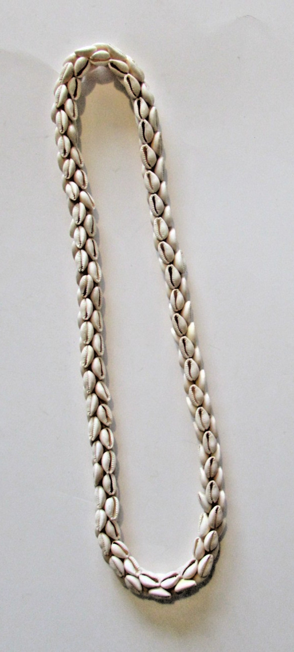 Vtg Sea Shell Necklaces 3 Layer Hawaiian Seashell