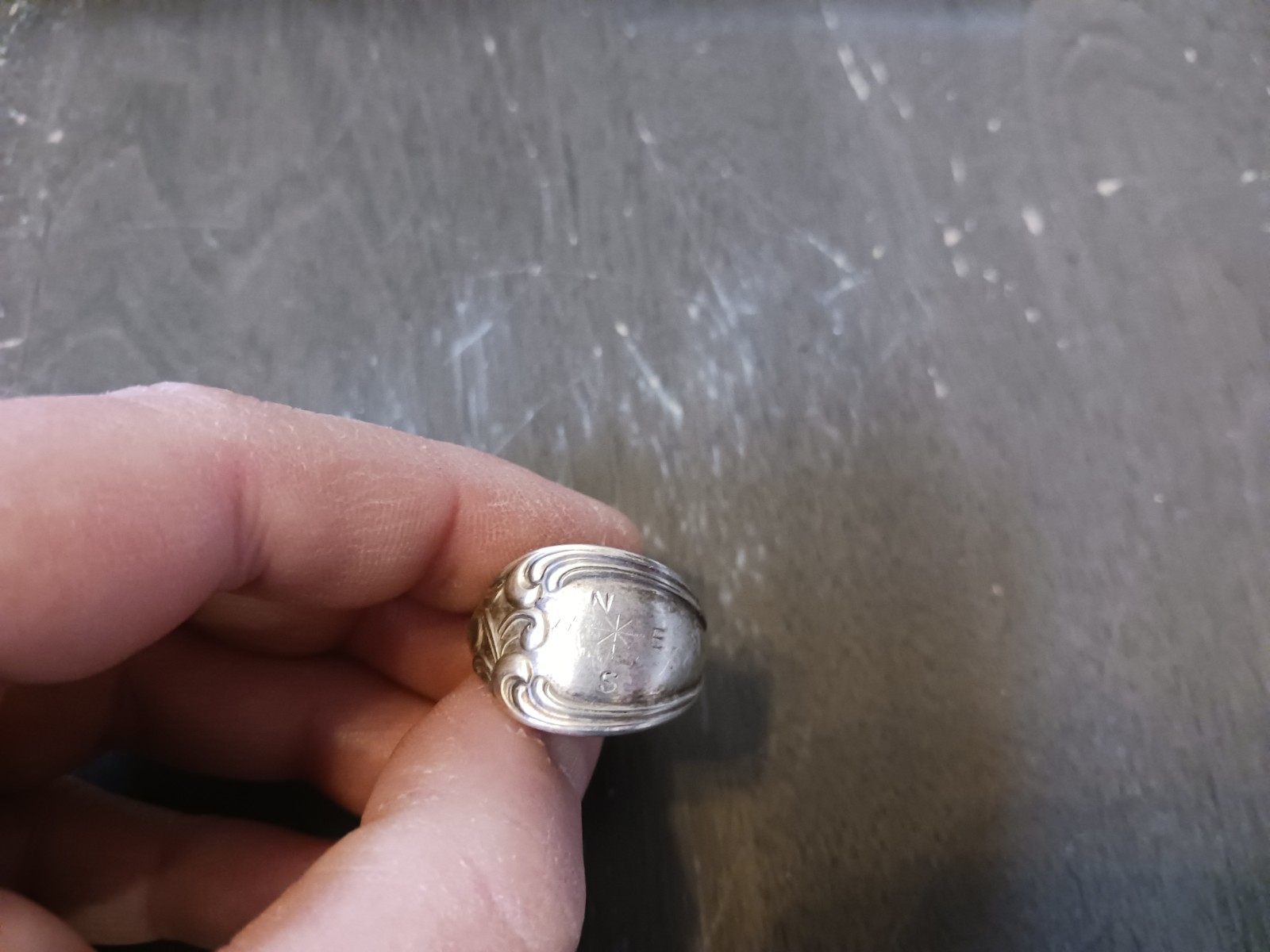 Spoon Ring With N-E-S-W in Pouch By Dawn McGarry JC Penney Size 6