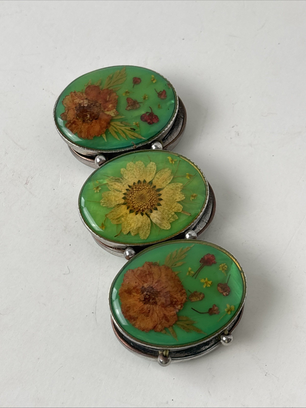 Vintage Dried Flowers Bracelet Pressed Lucite Resin Stretch Band