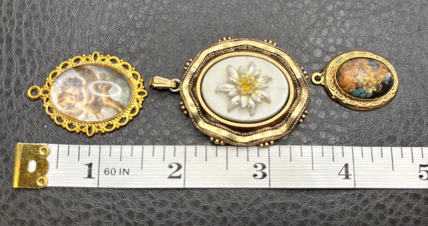 Vintage Flower Mother of Pearl Angels Cameo Style Oval Pendant Lot of 3