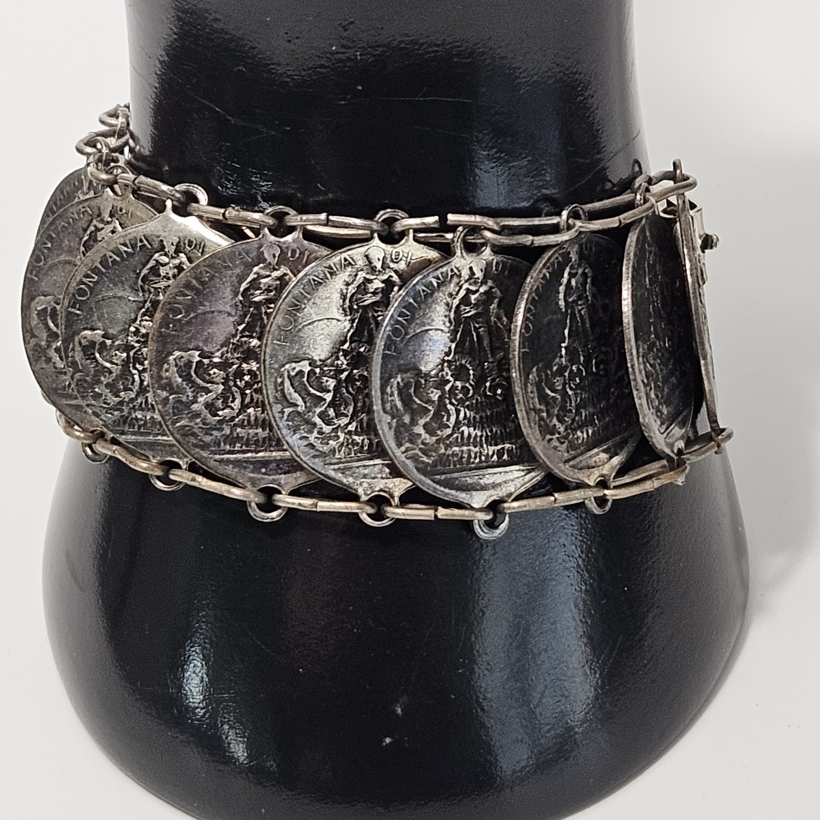 Vintage Roma Rome Coin Link Bracelet Fold Over Clasp 7″