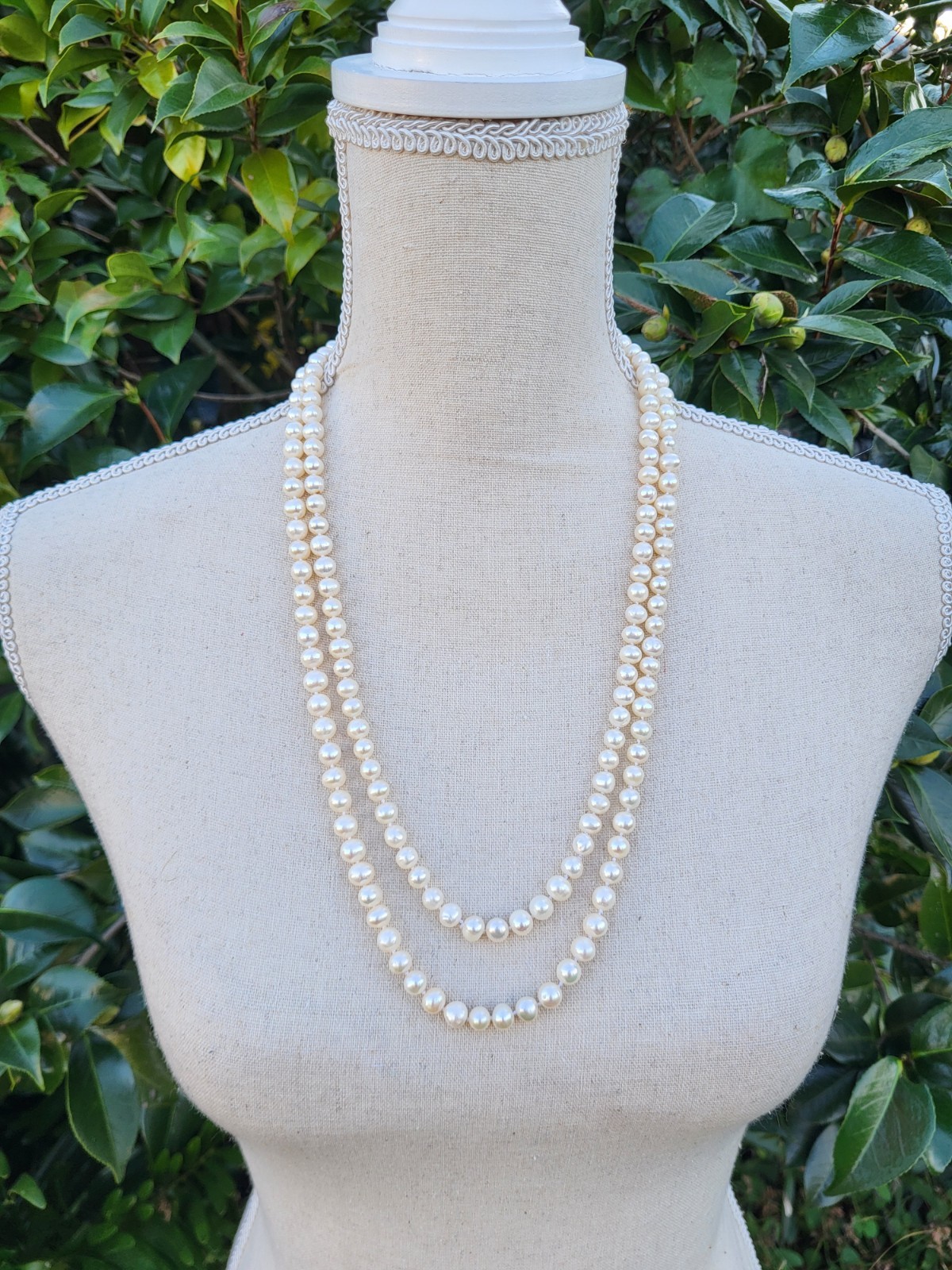 Vintage 52″ Long Single Strand 7-8mm Off White Pearl Necklace June Birthstone