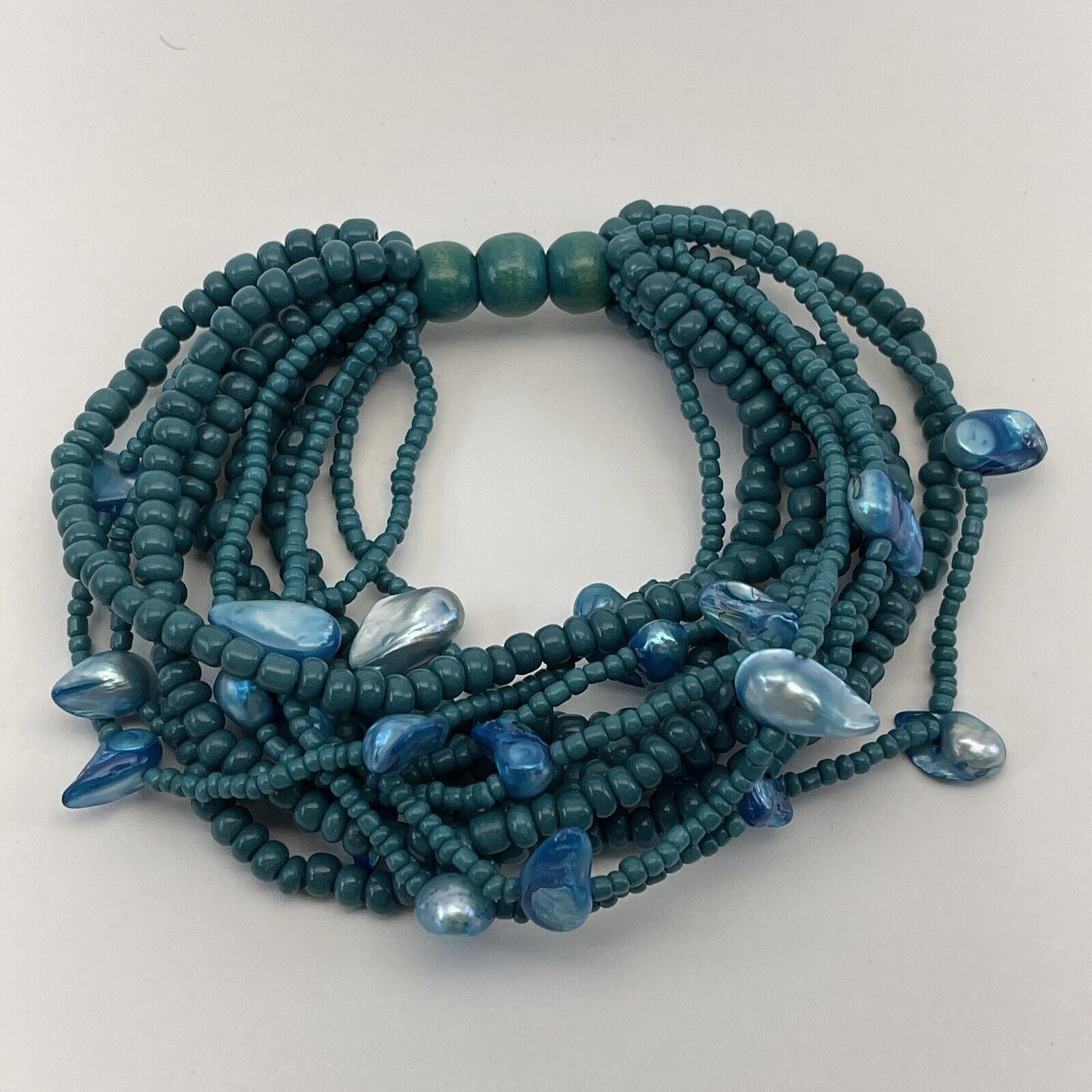 Vintage Stretch Bracelet Blue Turquoise Small Chip Mother of Pearl Wide B#8