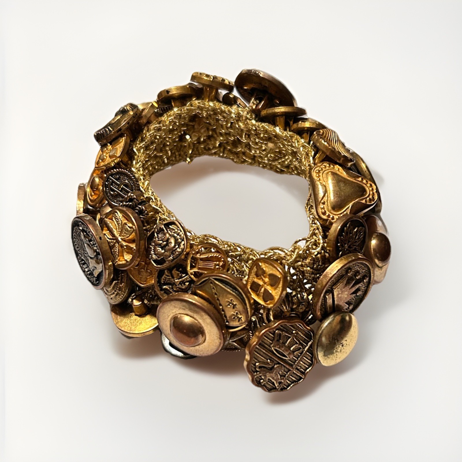 Vintage Mid-Century Buttons Bracelet Stretchy Crochet Gold Tone Victorian Style
