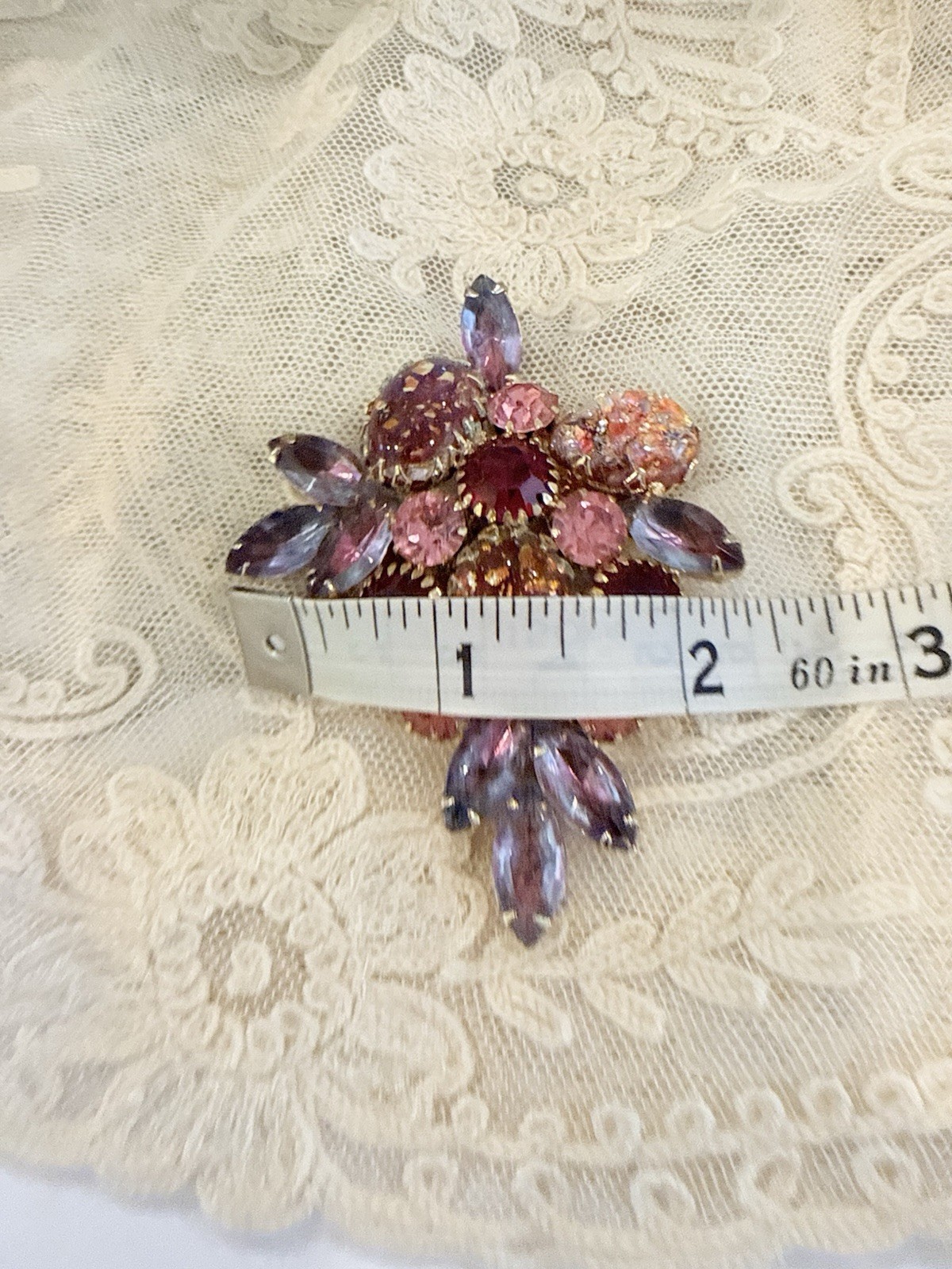 Juliana Style Brooch Pin Pink Red Purple Stones Rhinestone Gold Tone Vtg