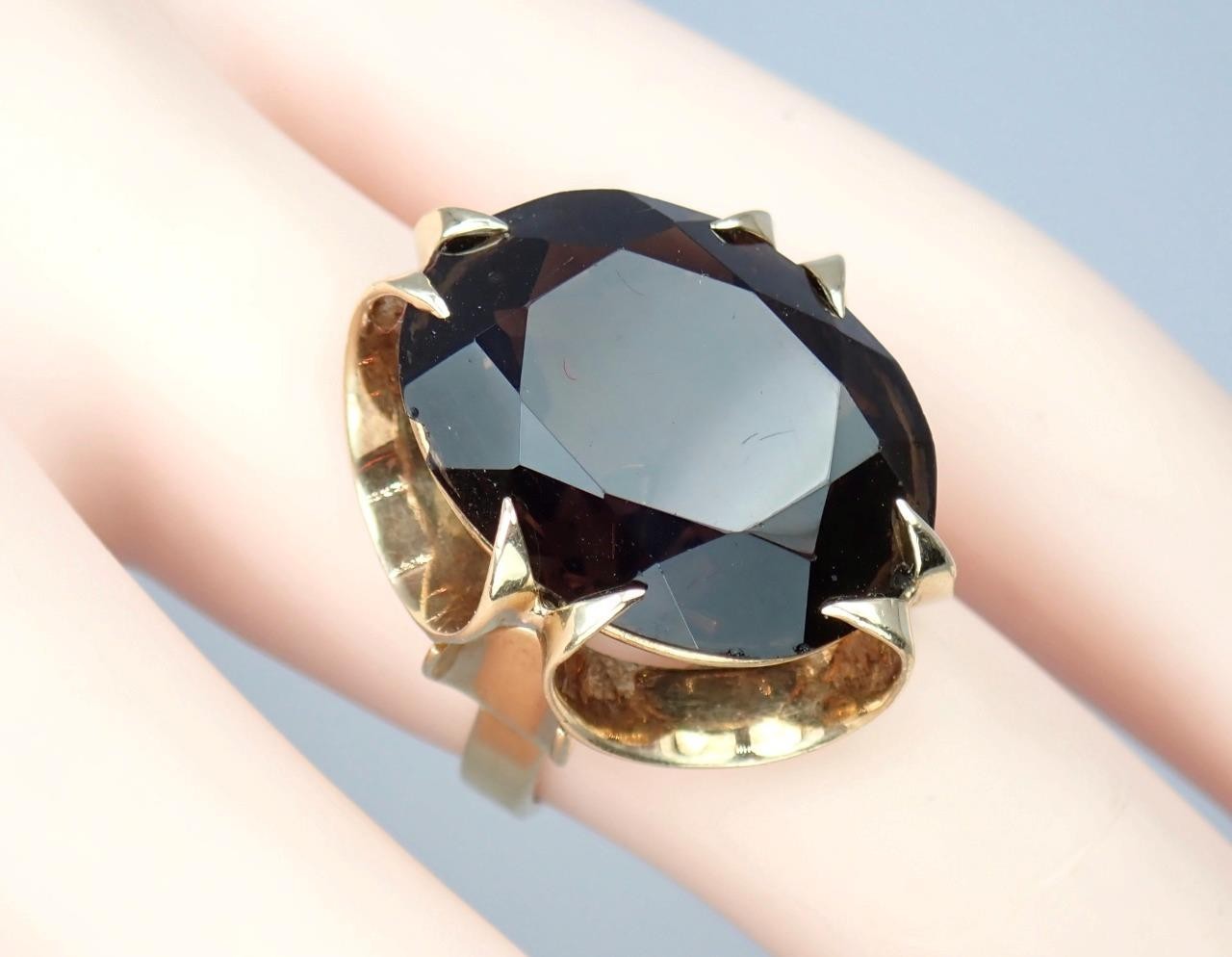 Super Vintage 1970s Solid 9K Rose Gold 14.4Ct Smokey Quartz Cocktail Ring 1971 5