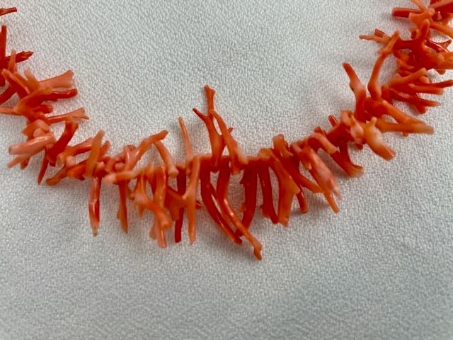 Vintage Branch Coral Necklace Salmon Color Graduated 17″ Long