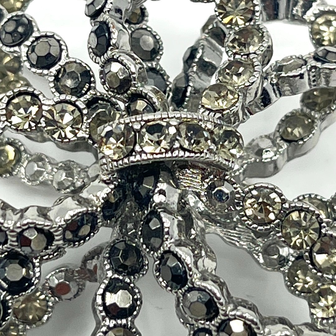 Brooch Vintage Silver Tone Layered Bow Smoky Rhinestone Statement Pin Accessory