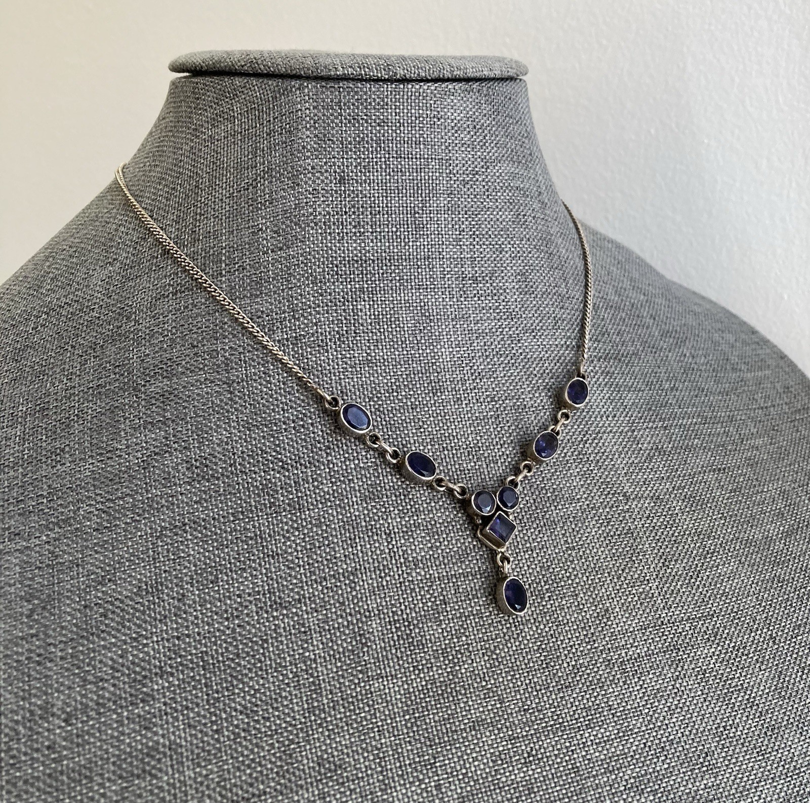 Vintage sterling silver amethyst Y necklace