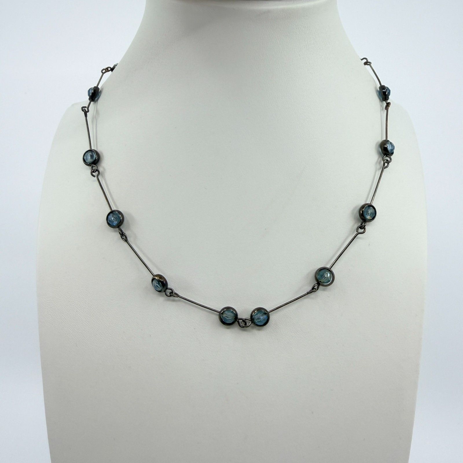 VTG Gunmetal Tone Blue Crystal Glass Necklace Station Link Bar Dainty Minimalist