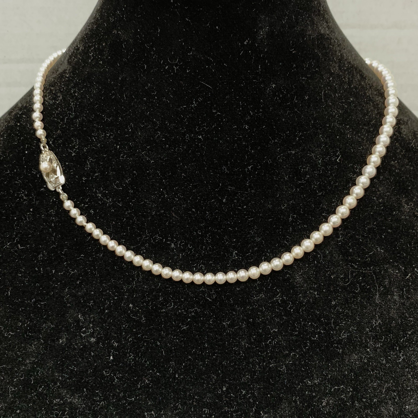 Mikimoto Akoya Pearl Necklace Strand Graduated Hi Luster VTG Japan Silver 18”