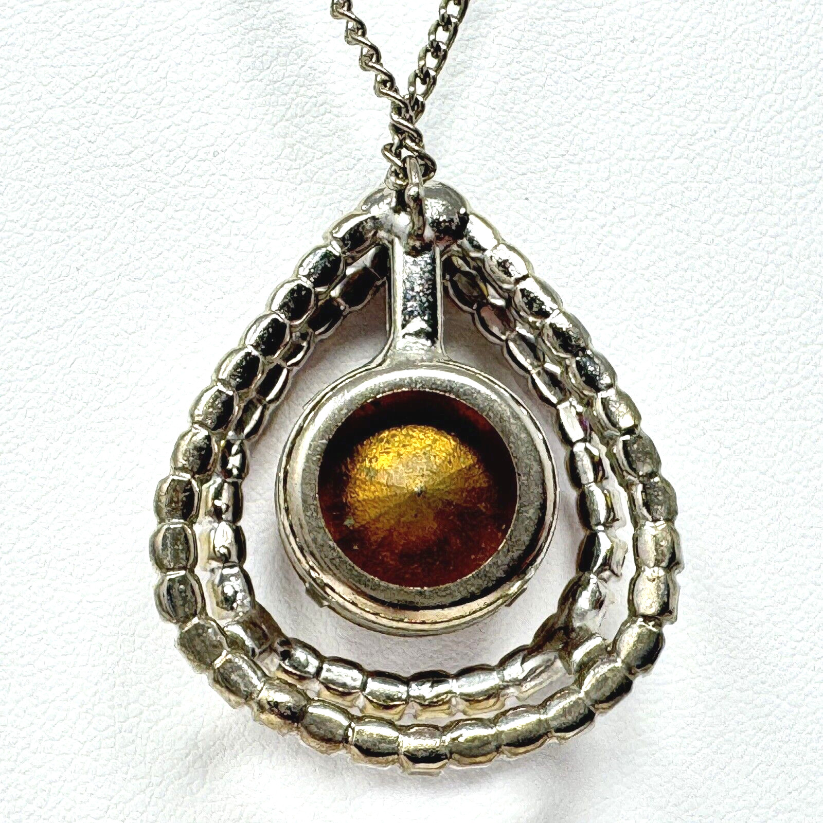 Vtg 19″ TEARDROP Pendant NECKLACE – RIVOLI Crystal – Red & AB Rhinestone