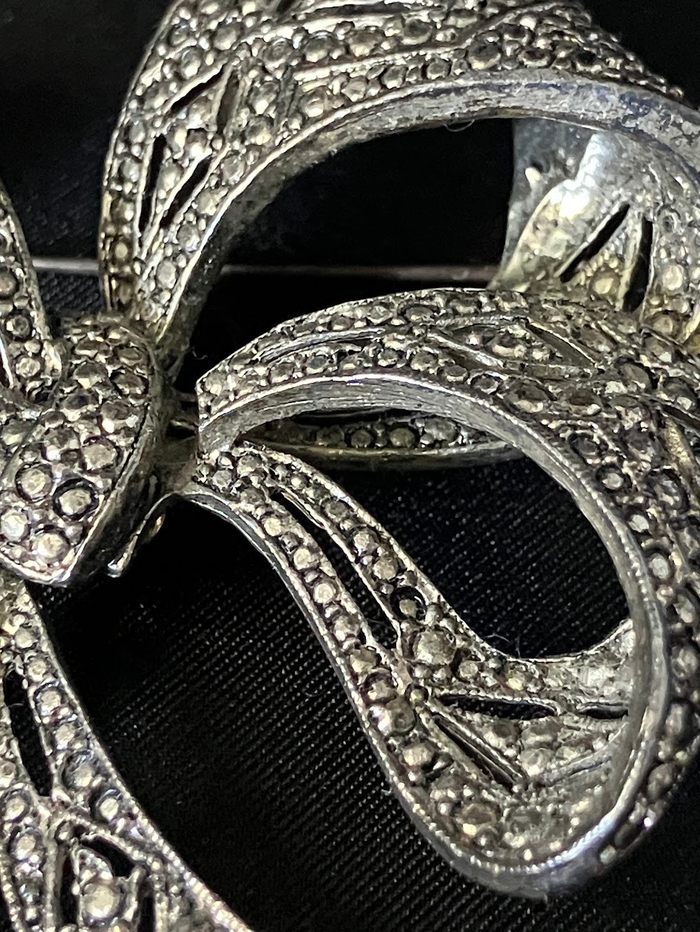 Vintage Metal Bow Brooch Faux Marcasite Style Knotted Ribbon Pin 3″