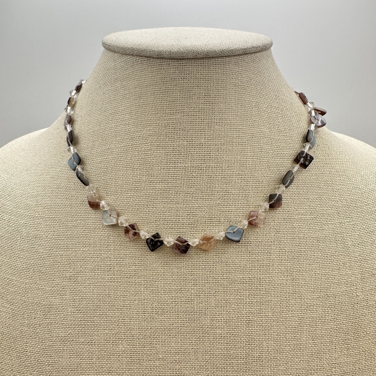 Vintage 90s Square Tile Shell Glass Beaded Choker Necklace Silver Tone Jewelry