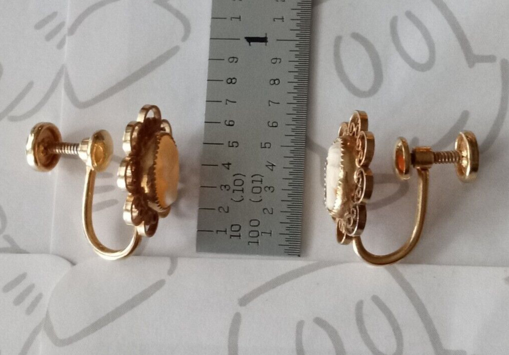 Cameo Screw Back Earrings and Pendant Necklace Set 1/20 12k Gold Filled