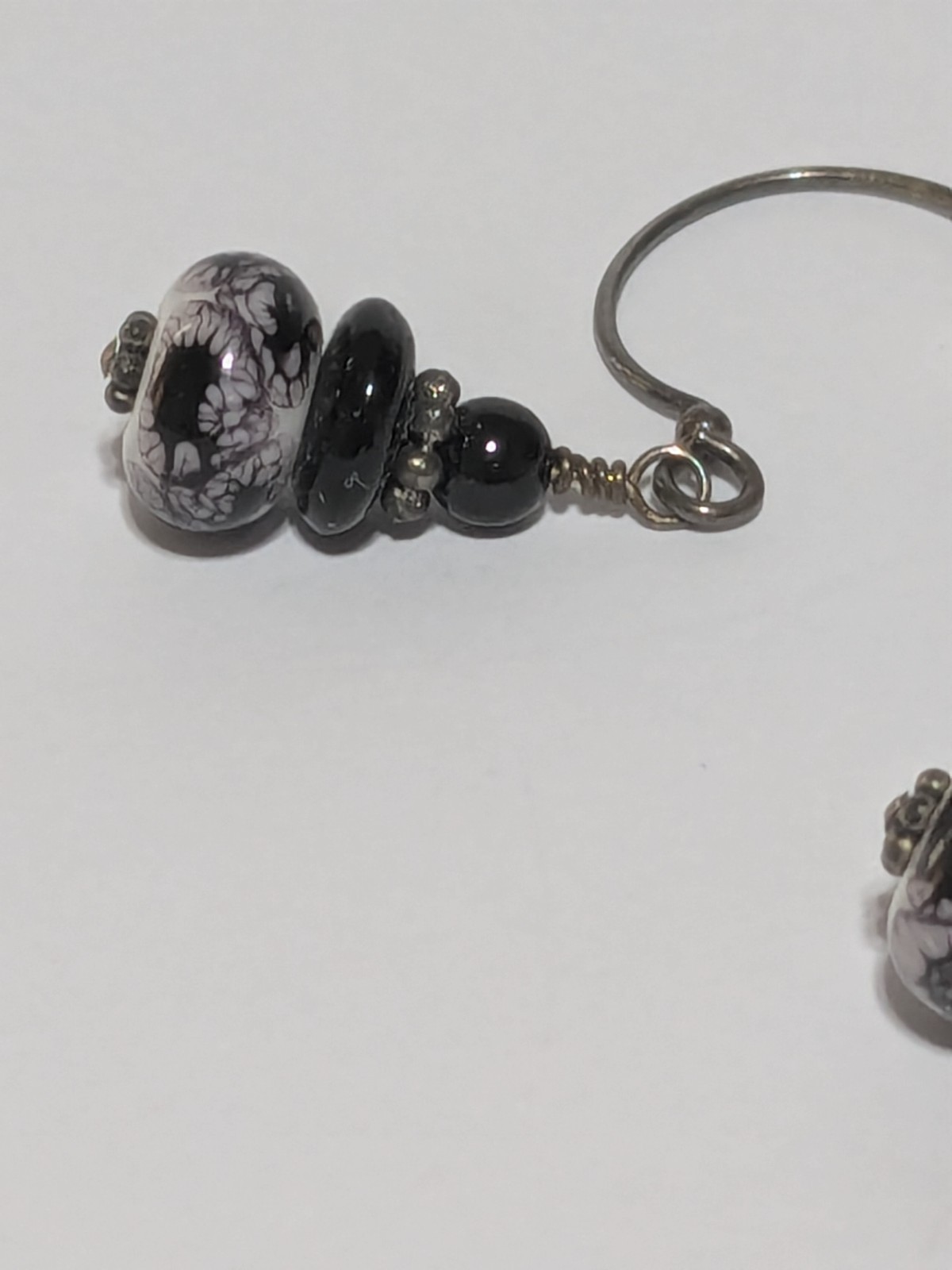 Vintage Lamp Glass Bead Flower Design Hook Dangle Earrings 1″. Silver Tone.