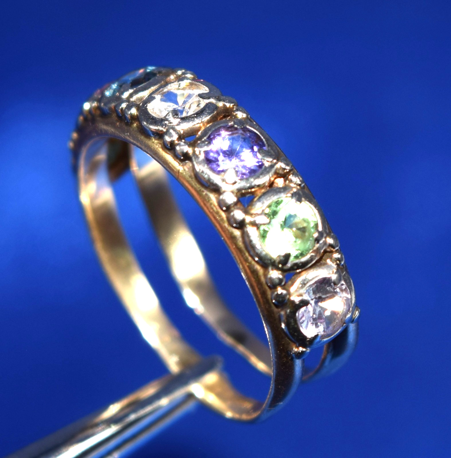 Vtg Guertin Brothers GB-14K Yellow Gold Mother’s Dbl Band Ring 7 Stones Size 9