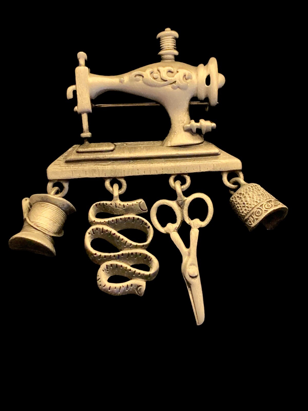 AJC Sewing Machine Pewter Silvertone Brooch Thread Scissor Thimble Tape Measure