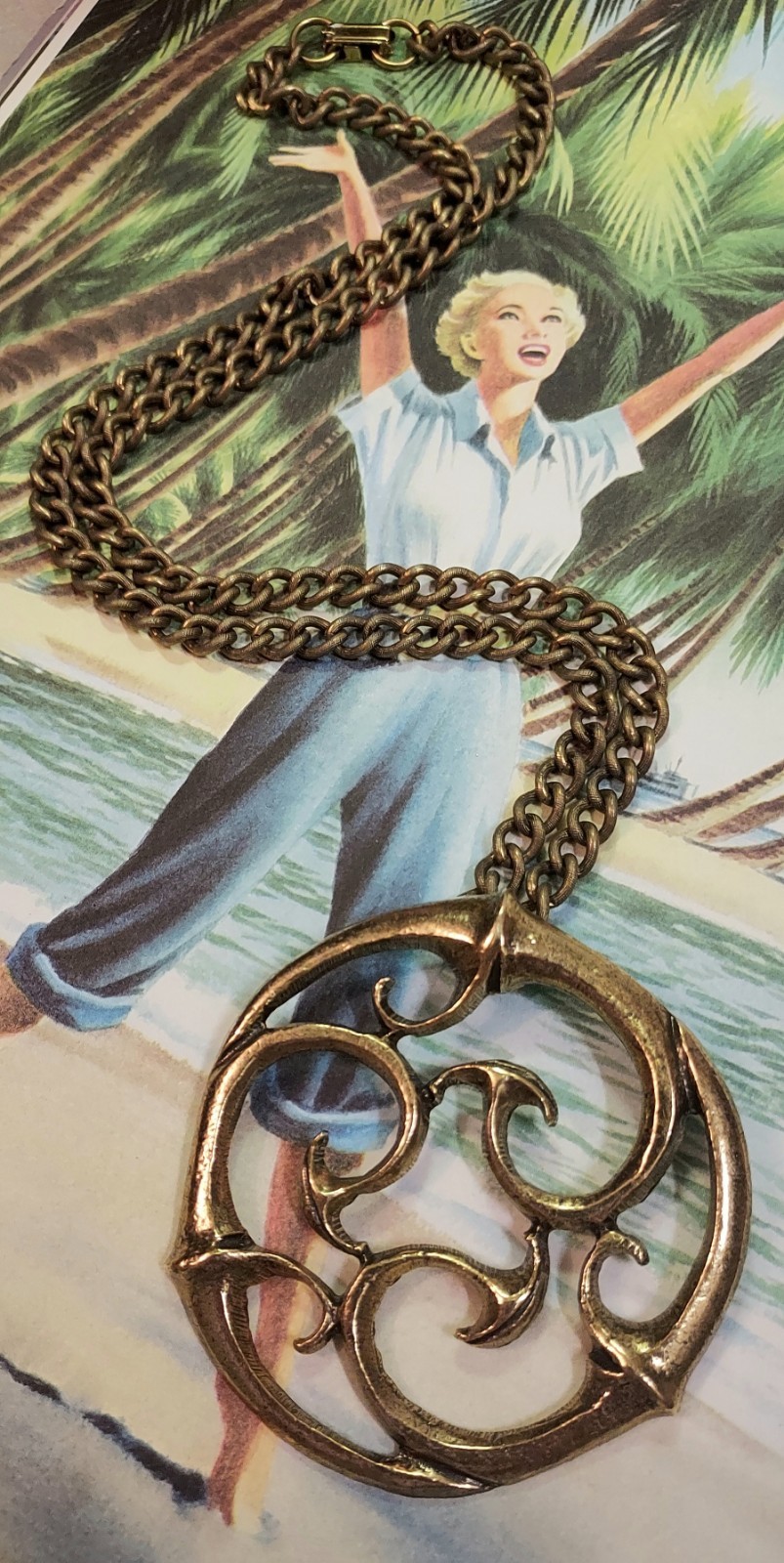 Vintage Alva Museum Replicas Necklace Celtic Knot Circle 70s Statement Gold Tone