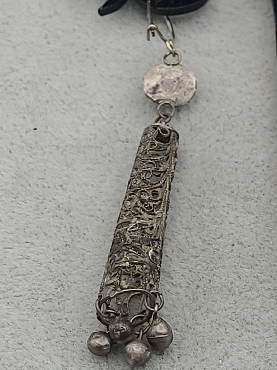Vintage Silver Filigree 2 1/2″ Long Dangle Drop Earrings Very Light Weight
