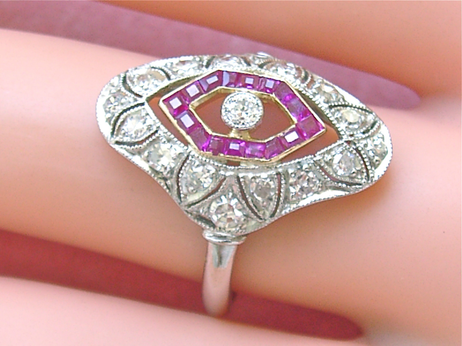 ANTIQUE ART DECO .65ctw DIAMOND RUBY PLATINUM COCKTAIL RIGHT-HAND RING 1930