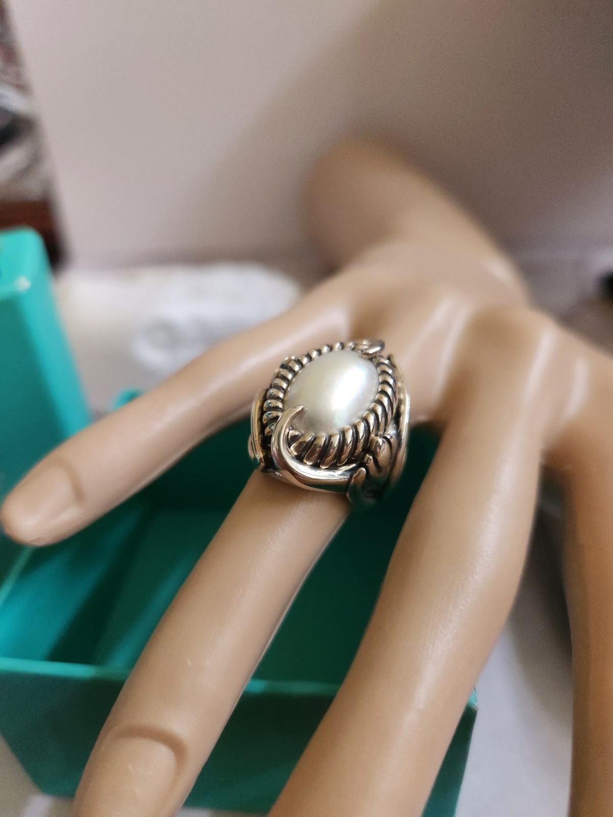 Carolyn Pollack Large Oval Pearl Ring Size 5.4 Box, Bag Sterling Vintage