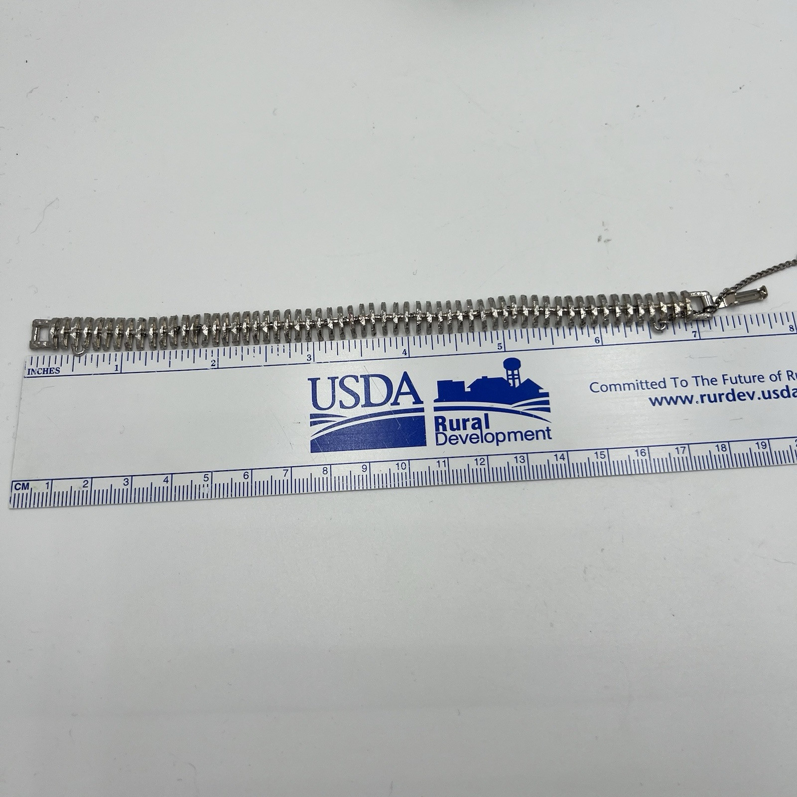 Vintage Silver Tone Chain Bracelet Safety Chain Foldover Clasp 7″