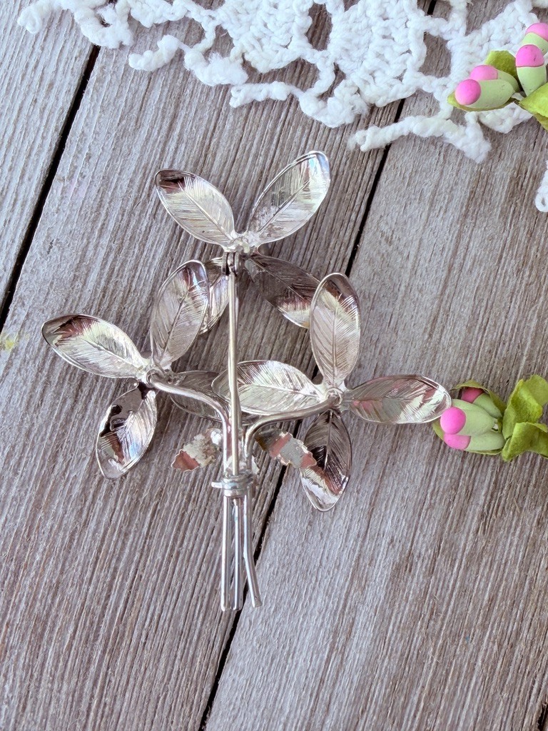 Vintage Silver Tone Dogwood Flower Brooch Pin Floral Bouquet 2.5″ Mid Century