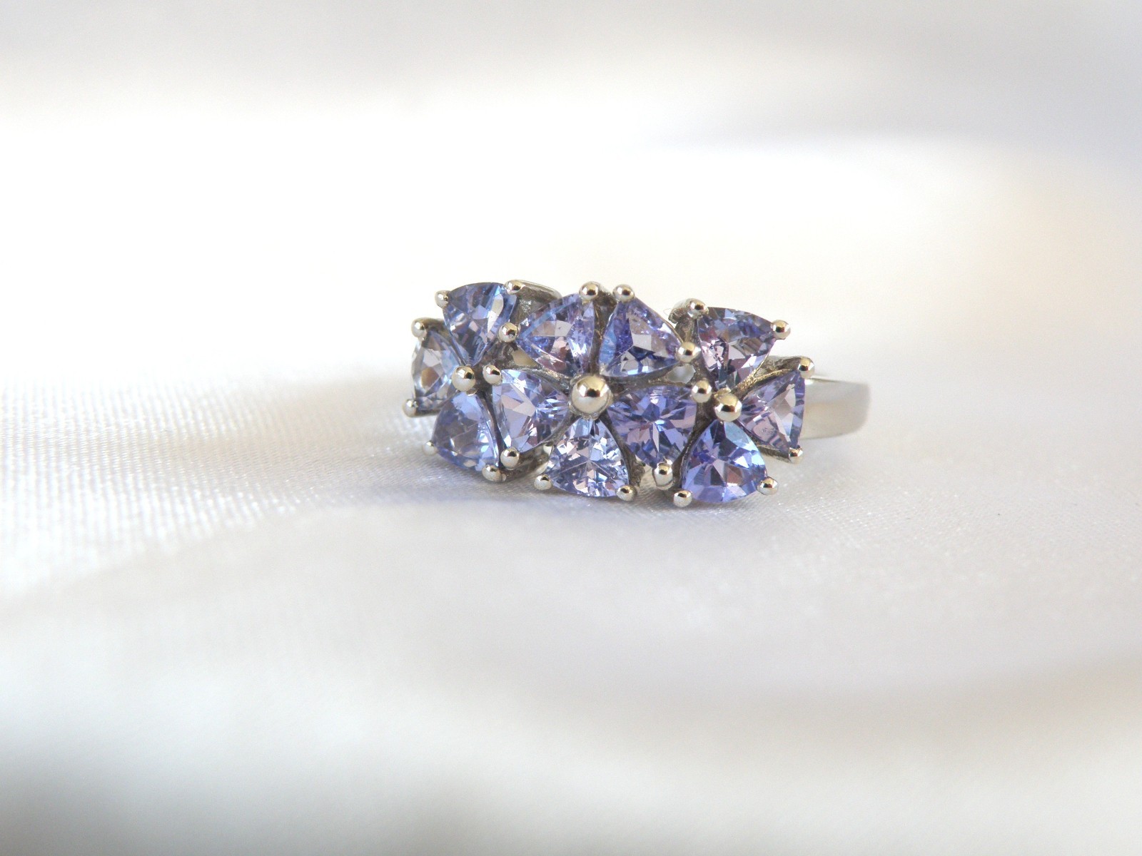 Vintage Sterling Silver 925 Natural Heated Tanzanite Band Ring Size 7
