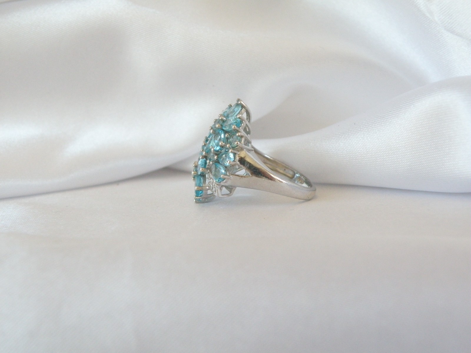 Vintage Sterling Silver 925 Cluster Natural Aqua Blue Apatite Large Ring Size 6