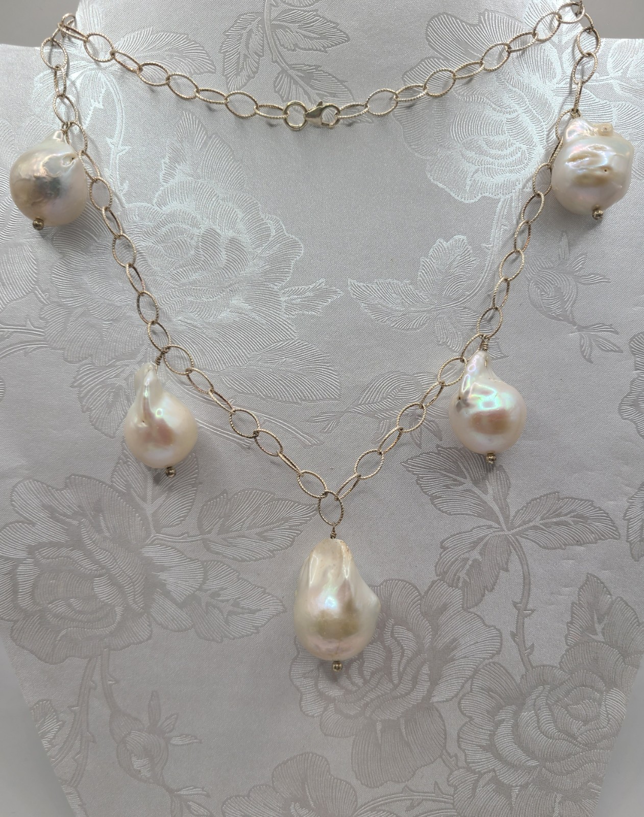 Vtg 925 Sterling Silver White Baroque Pearl Charm Station 24″ Necklace Unsigned