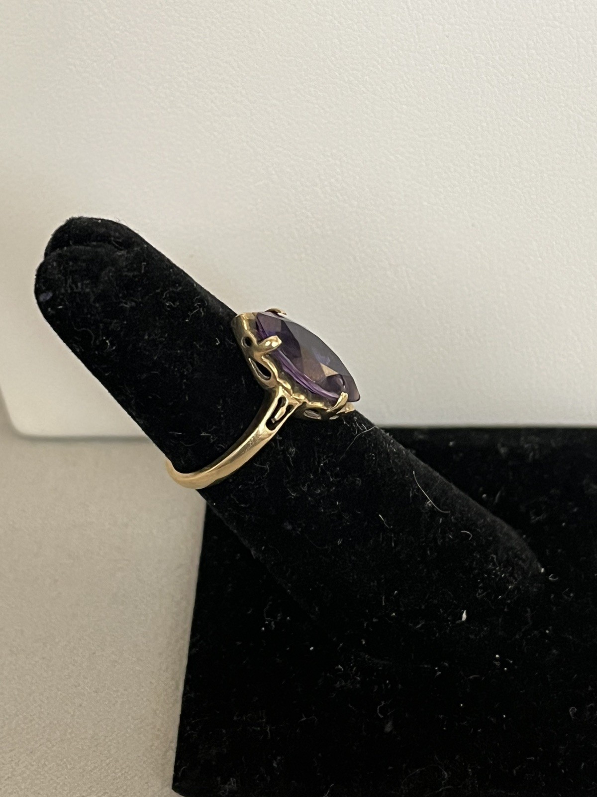 Vintage Antique Art Deco 10Kt Yellow Gold Synthetic Purple Sapphire Ring 6.0sz