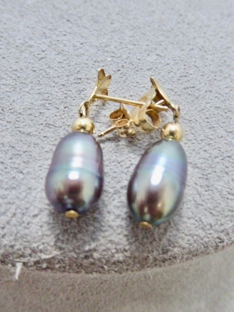 16.5 ” CULTURED gray blue PEARL KNOTTED NECKLACE 14K W GOLD CLASP & EARRINGS