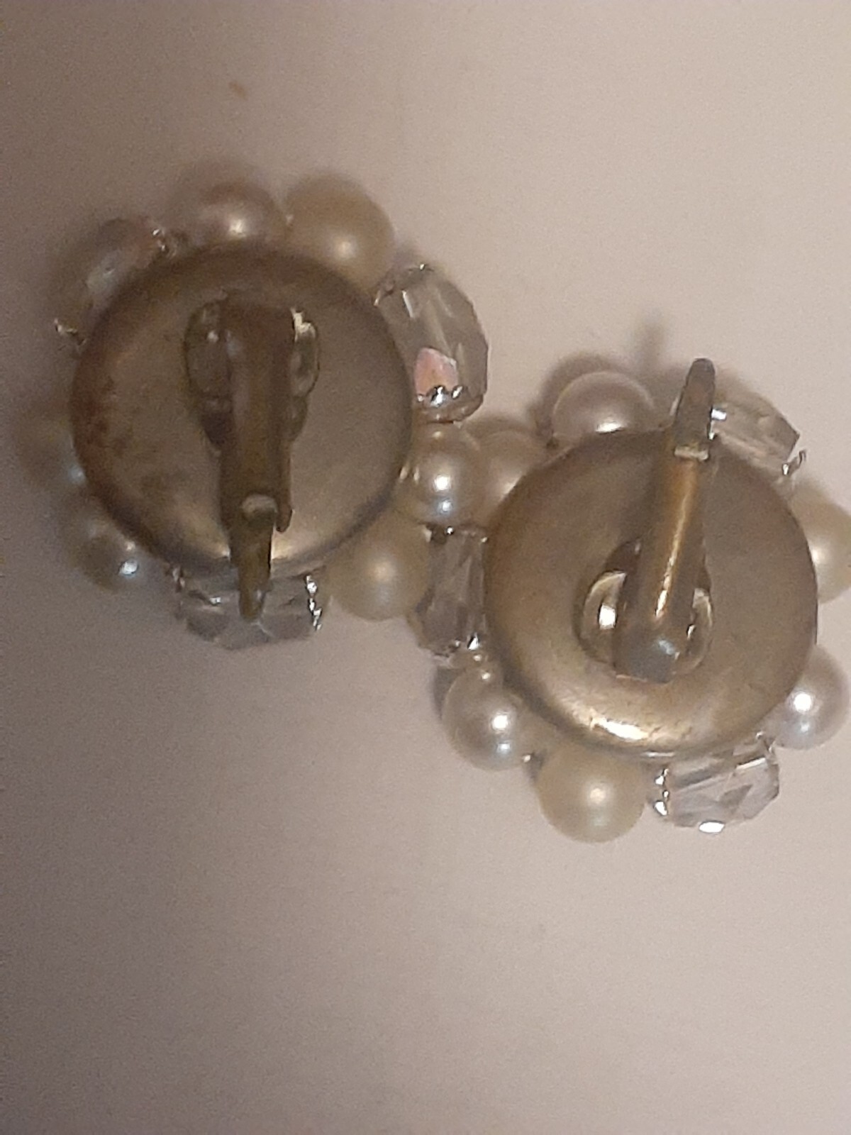 Vintage faux pearl & glass bead cluster round clip on earrings