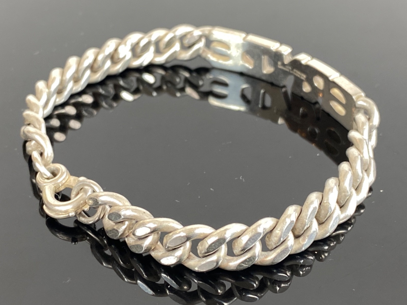 LEONORE DOSKOW Vintage Sterling Silver “Ernie” ID Bracelet – 34.8g / circa 1978
